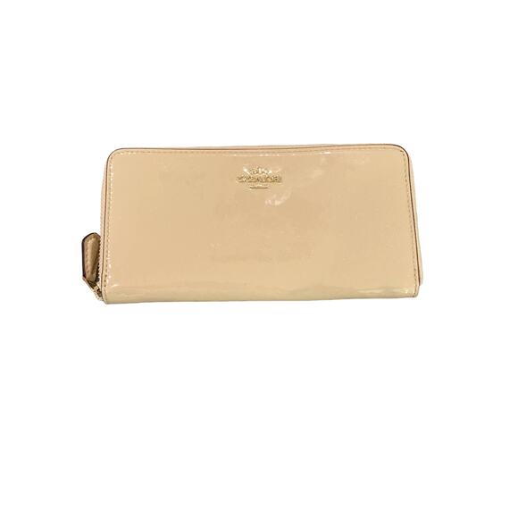 Coach Boxed Patent Leather Accordion Zip Around Wallet F55734 - Picture 1 of 14